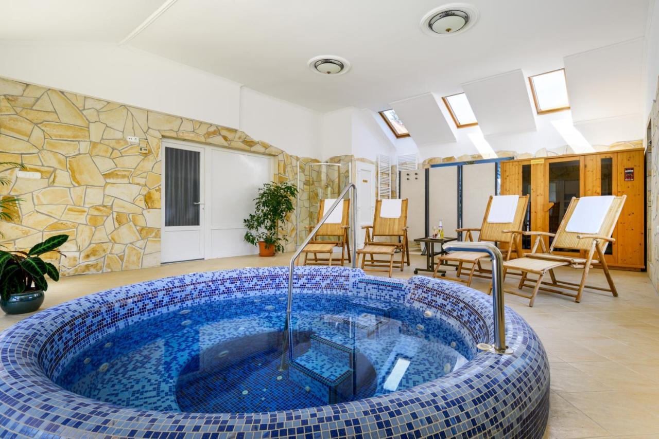Rege - Wellness Resort House Eger Kültér fotó